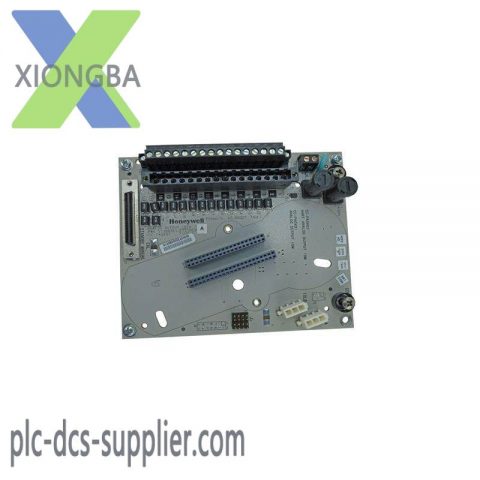 Honeywell CC-TAOX01 Analog Output Module for Industrial Control Systems